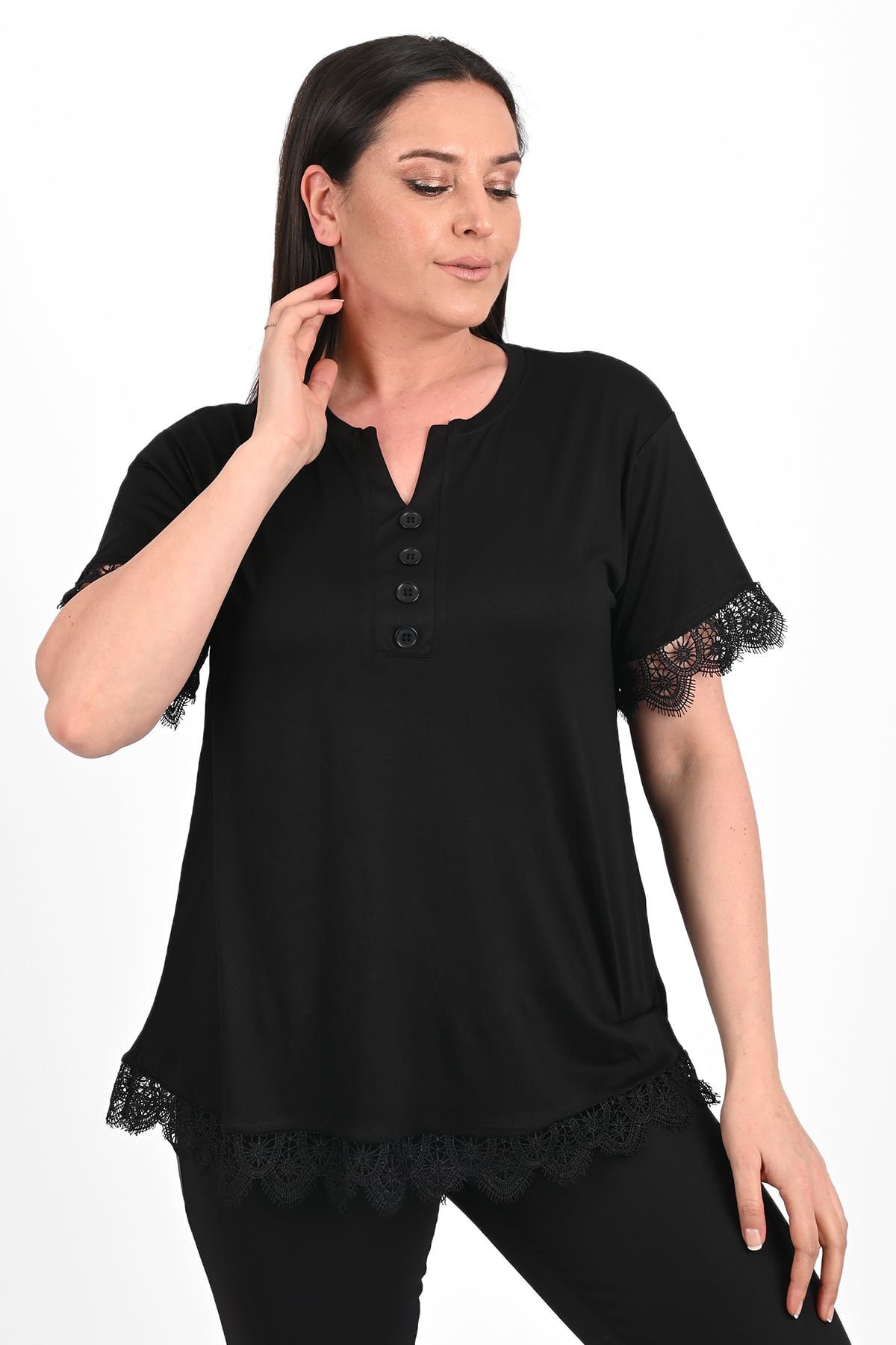 Tricou dama marimi mari cu dantela