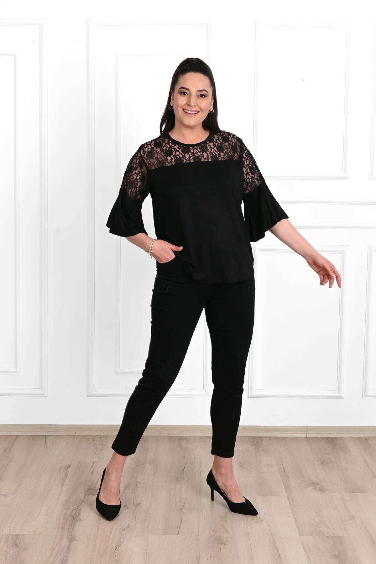 Bluza dama marimi mari dantela